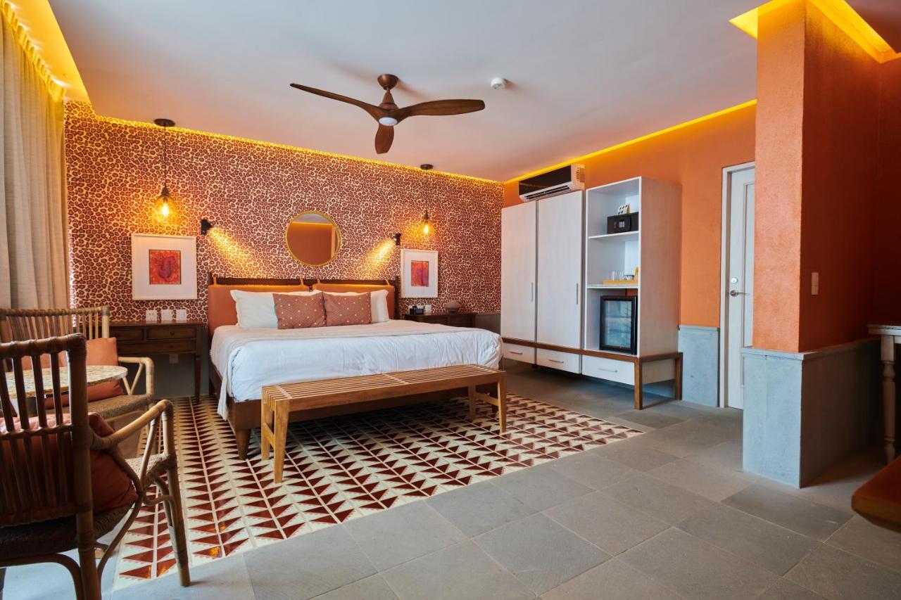 Hotel Luxury Patio Azul (Adults Only) Puerto Vallarta Exteriér fotografie A room at the hotel