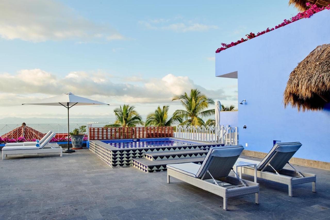 Hotel Luxury Patio Azul (Adults Only) Puerto Vallarta Exteriér fotografie Rooftop pool at the Hotel Habita, Tulum, Mexico